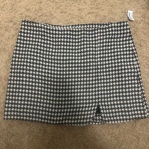 Navy and White Houndstooth Skirt